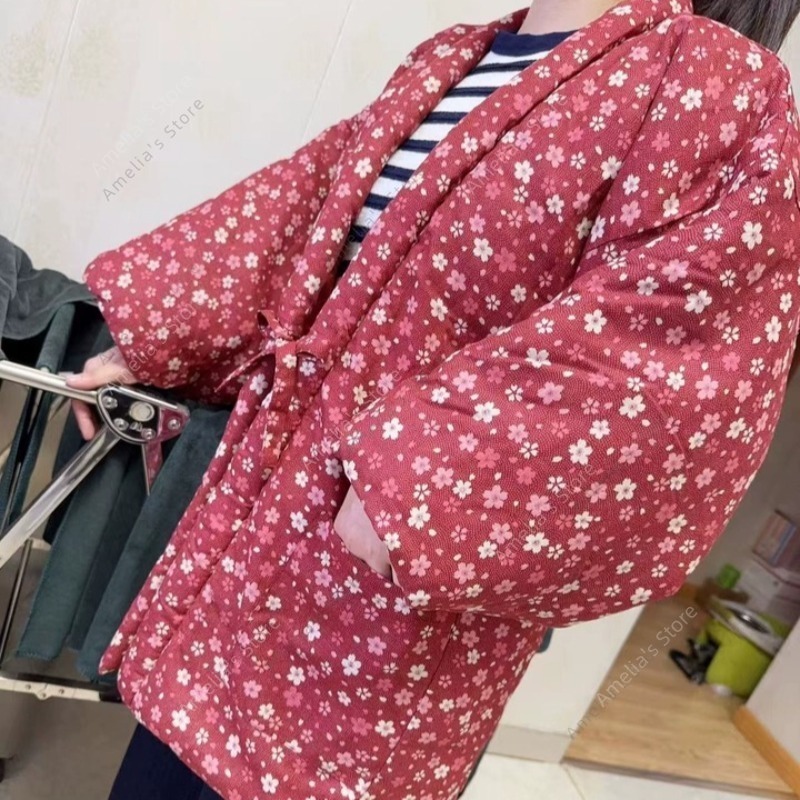 한텐 자켓 전통 일본 의류 가을 겨울 여성용 기모노 꽃 - Traditional Winter Japanese Clothing 리뷰 및 가격